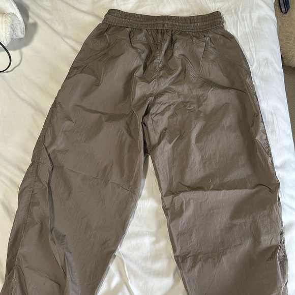 YPB by Abercrombie Nylon Joggers - Picture 6 of 6